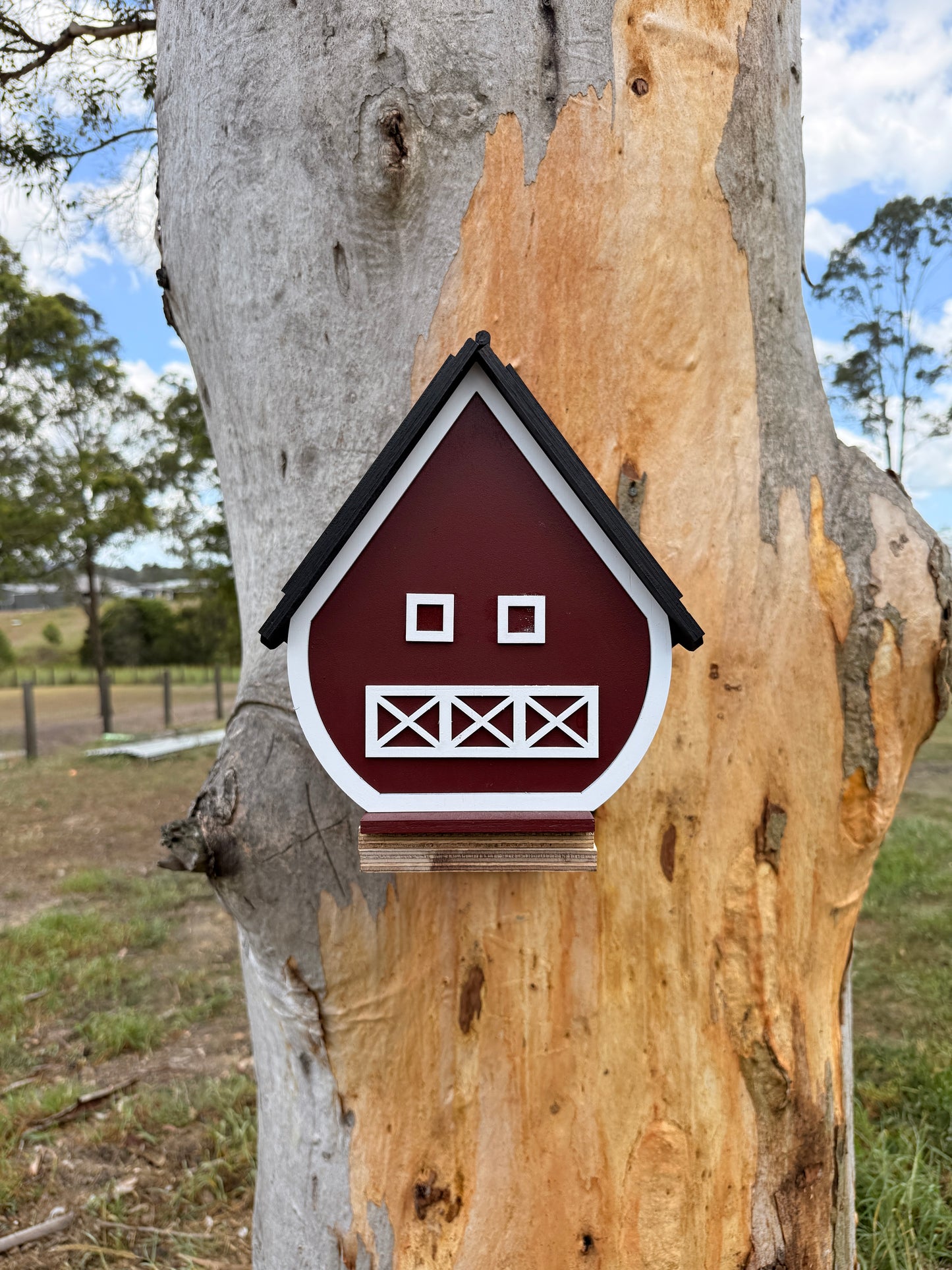 Redwood hollow Birdhouse